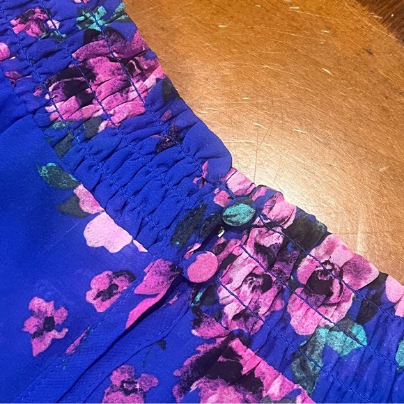 NEW Torrid Mini Chiffon Smocked Dress Blue Floral Size 1X 14/16 Flutter Sleeves - Picture 8 of 16